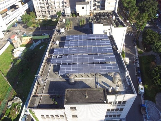 設置太陽能光電系統執行示範照片
